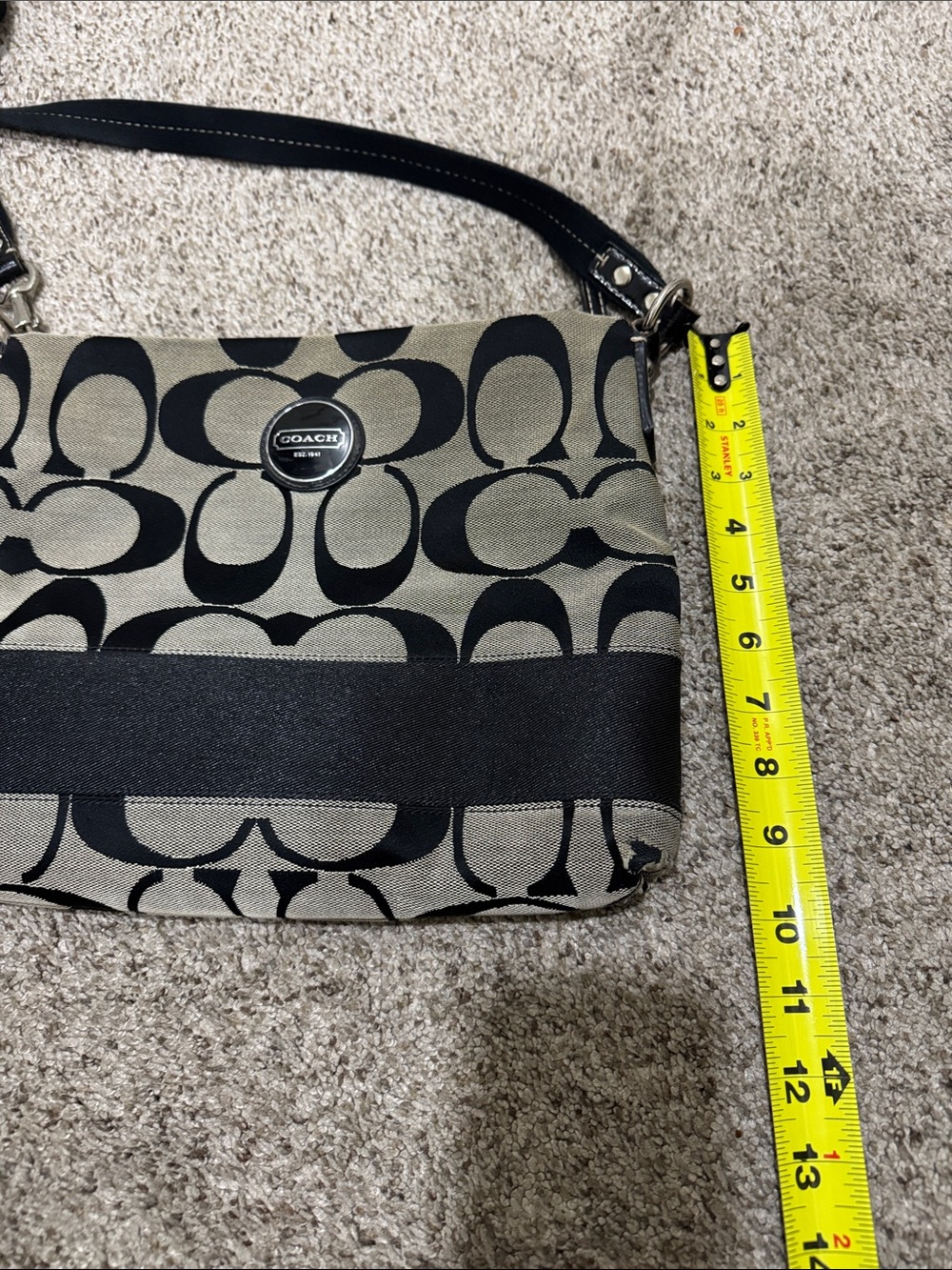 Coach Signature C Canvas Crossbody Bag Black Khaki Small Zip Purse - Picture 12 of 16